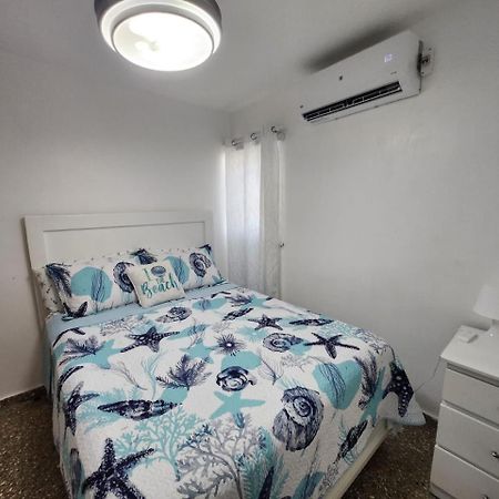 Beachfront Apartment, Quiet 4 Beds, 1 Bath, Ac, Wi-Fi, Hot Water, In Paraiso Near Los Patos Kültér fotó