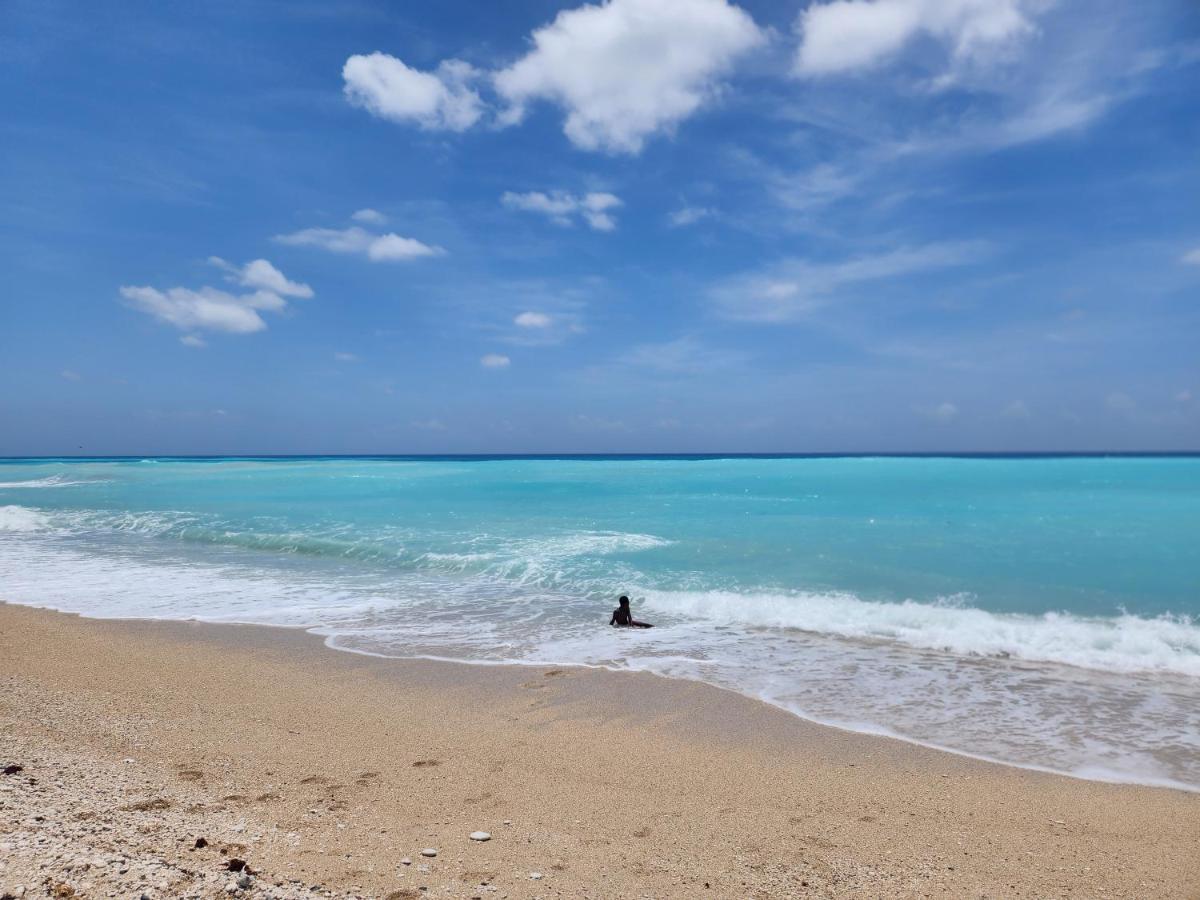 Beachfront Apartment, Quiet 4 Beds, 1 Bath, Ac, Wi-Fi, Hot Water, In Paraiso Near Los Patos Kültér fotó